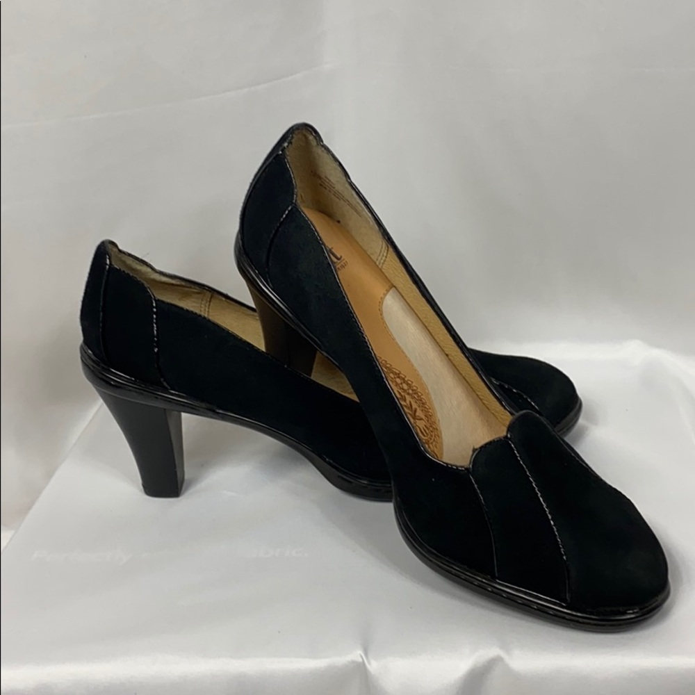 Black size 10 a Soft heels